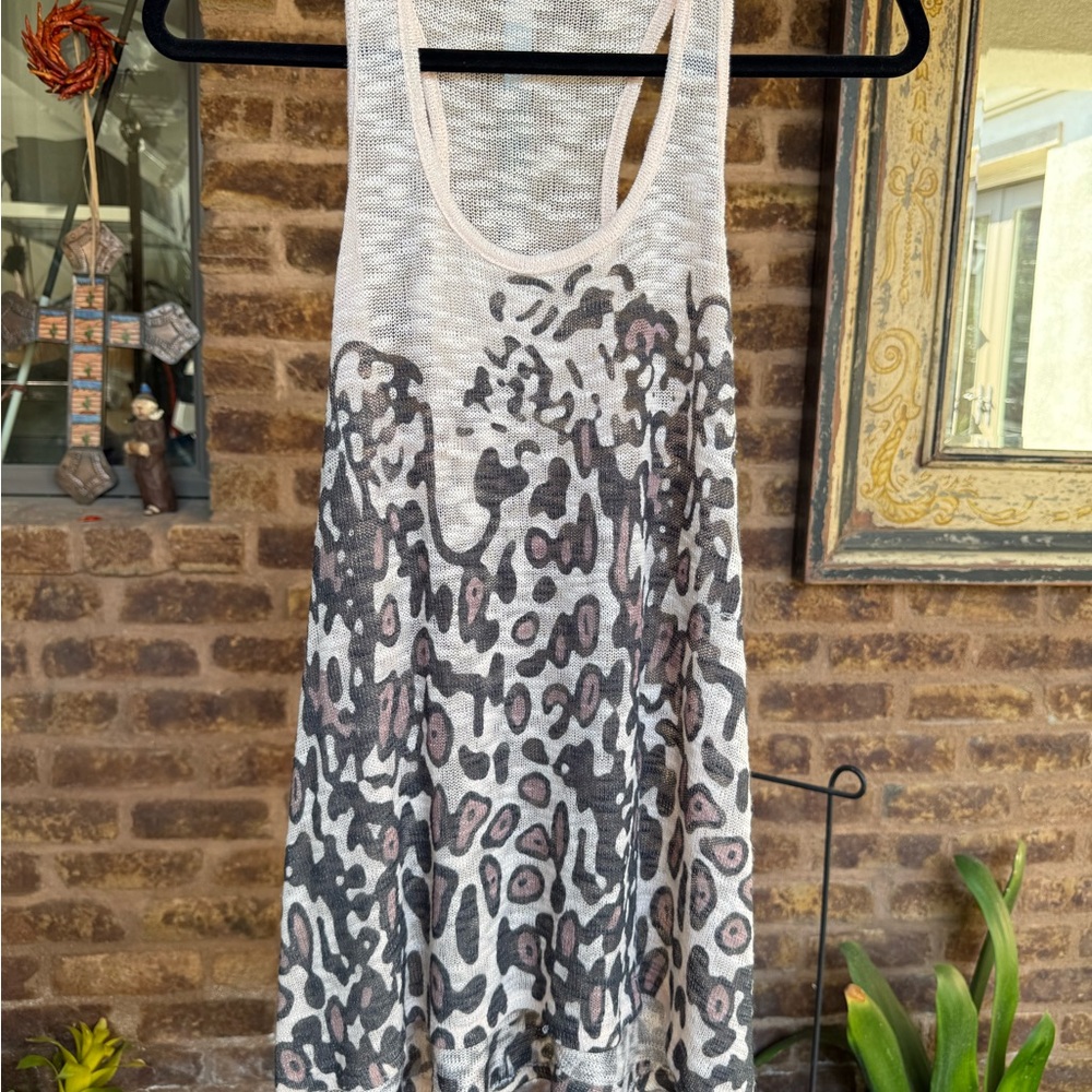 ENTI Women’s Chic Animal Print Sleeveless Top